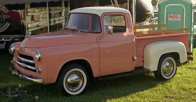 Dodge Fargo - 1955