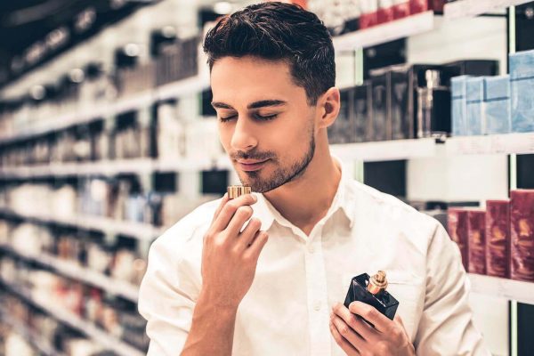 Comprando perfume masculino
