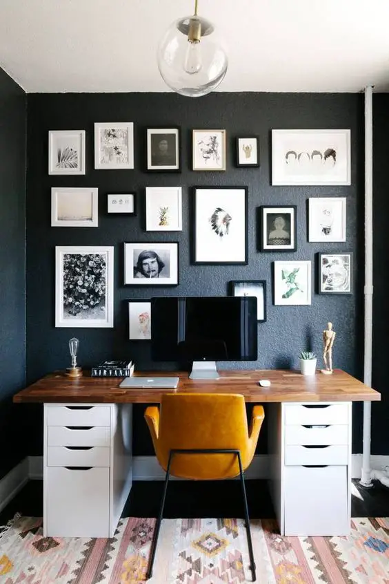 Home Office com quadros